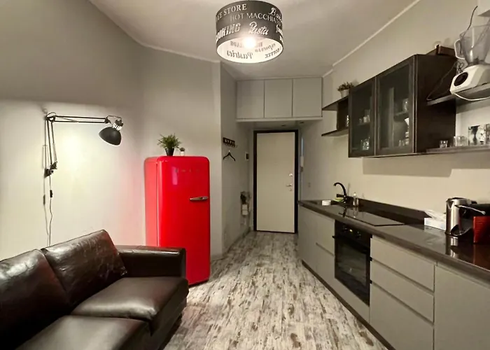 Apartment In Garibaldi Station And Self Check In 4 People