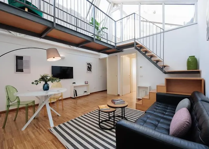 Urban House - Bright House Navigli Milan Center