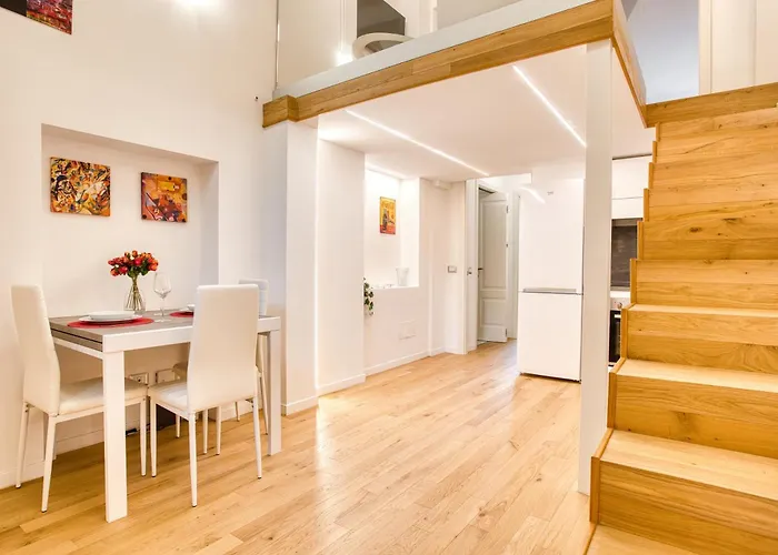Walk To Navigli - Via Gola - 2 Bedrooms Apt