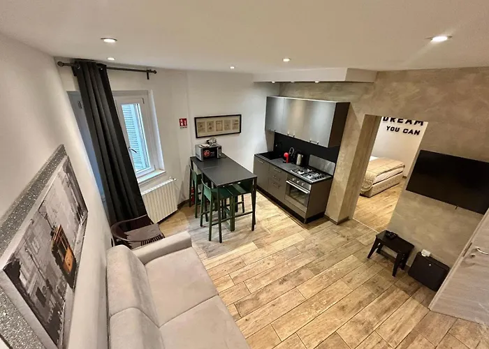 Leonardo Duplex Apartment