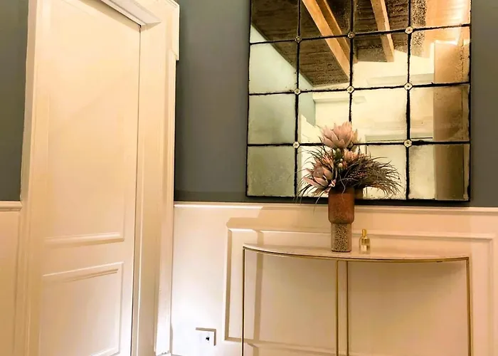Younique Boutique Rooms