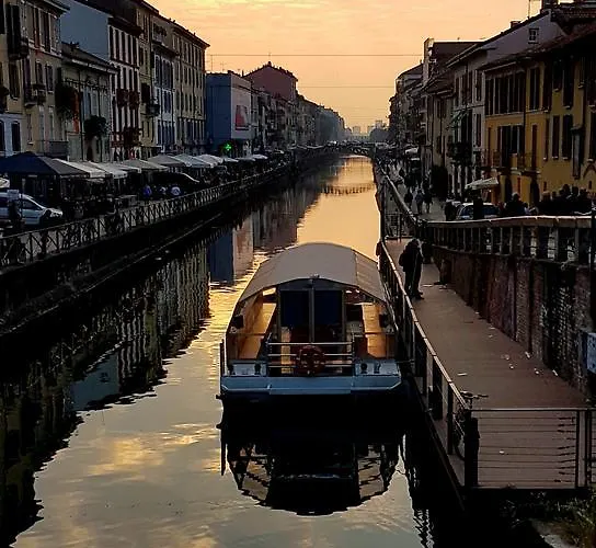 B&B La Boheme metro\' Porta Genova