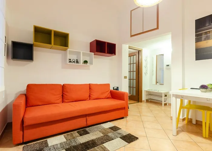 Cozy Central Flat - Porta Romana - Duomo