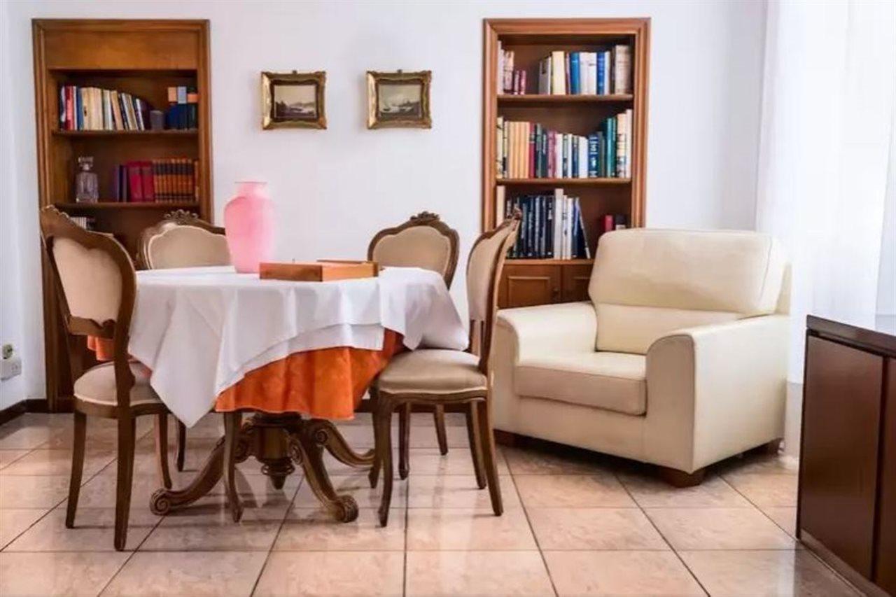 Shortstays Nolo Pontano Mamma Apartment *
