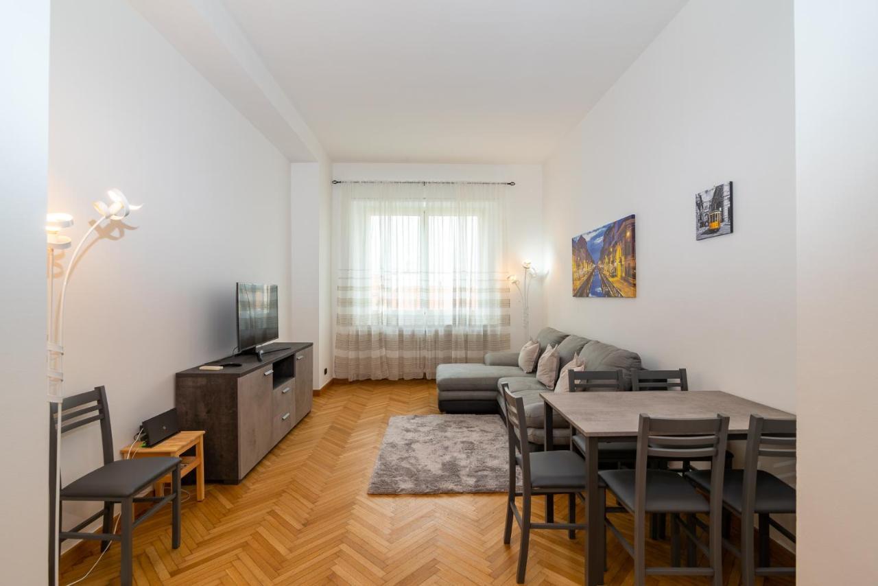 Vittoria 2 Apartamento *
