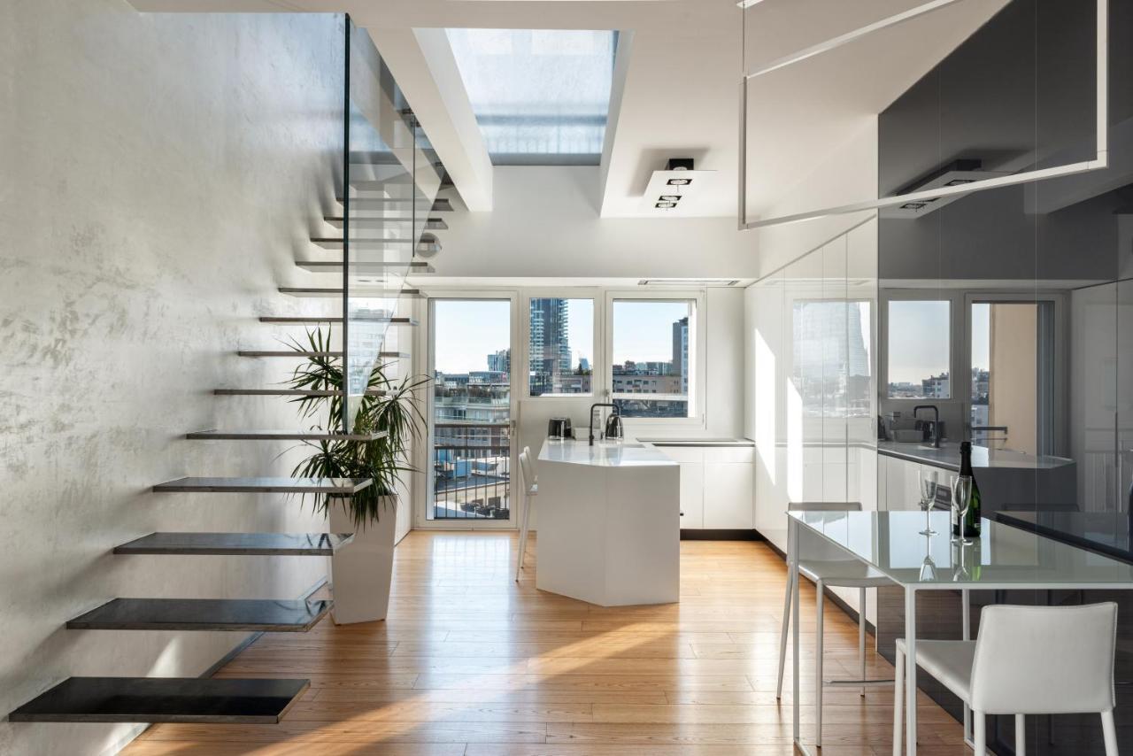 Skyline Apartment Milan