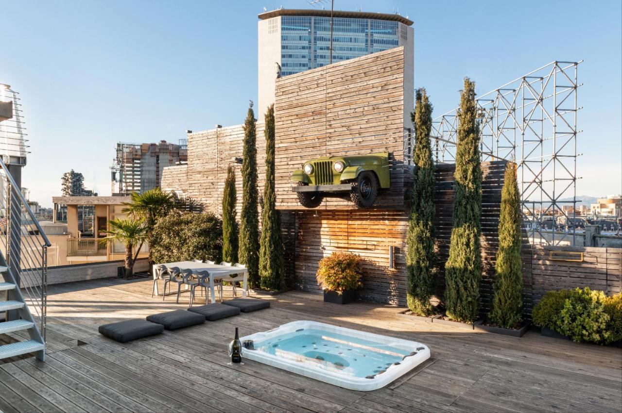 Skyline Apartment