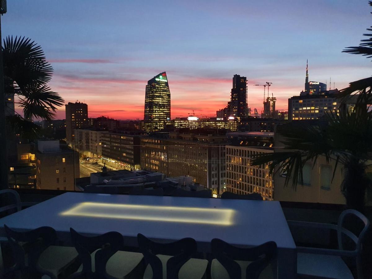 Skyline Apartment