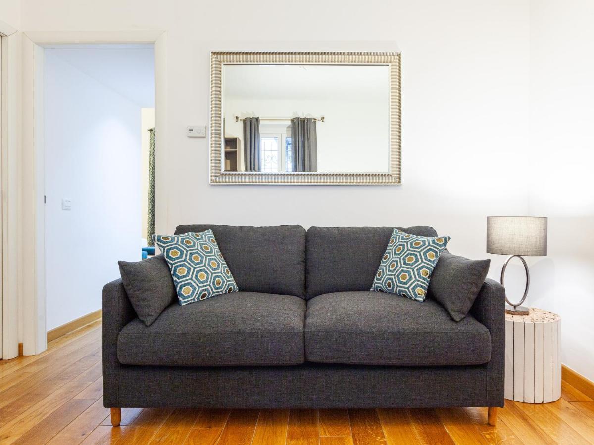 Easyhomes - Station Apartamento
