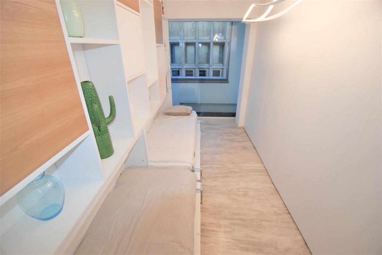 Skyline Apartment *