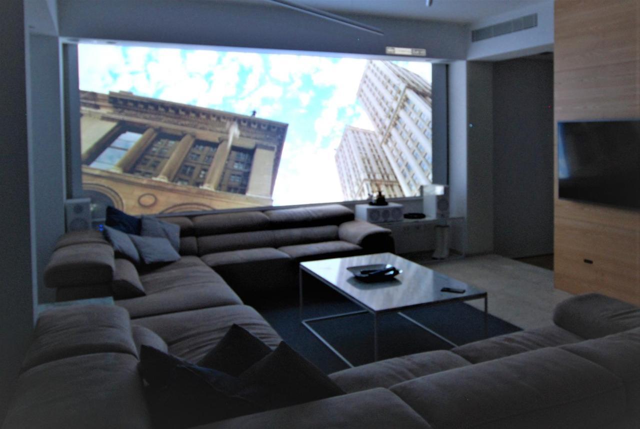 Skyline Apartment
