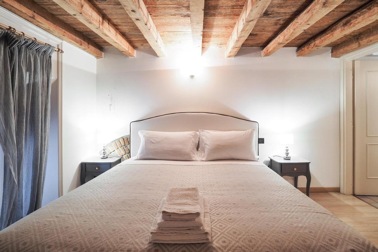 Unique Duomo Luxury Apartment