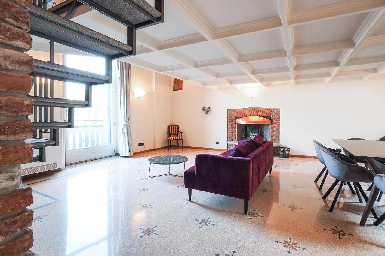 Unique Duomo Luxury Apartment *