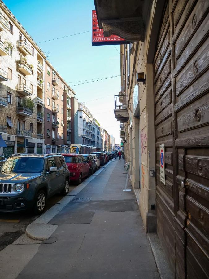 The Rent - Studio Nearby Sant'agostino Metro Milão