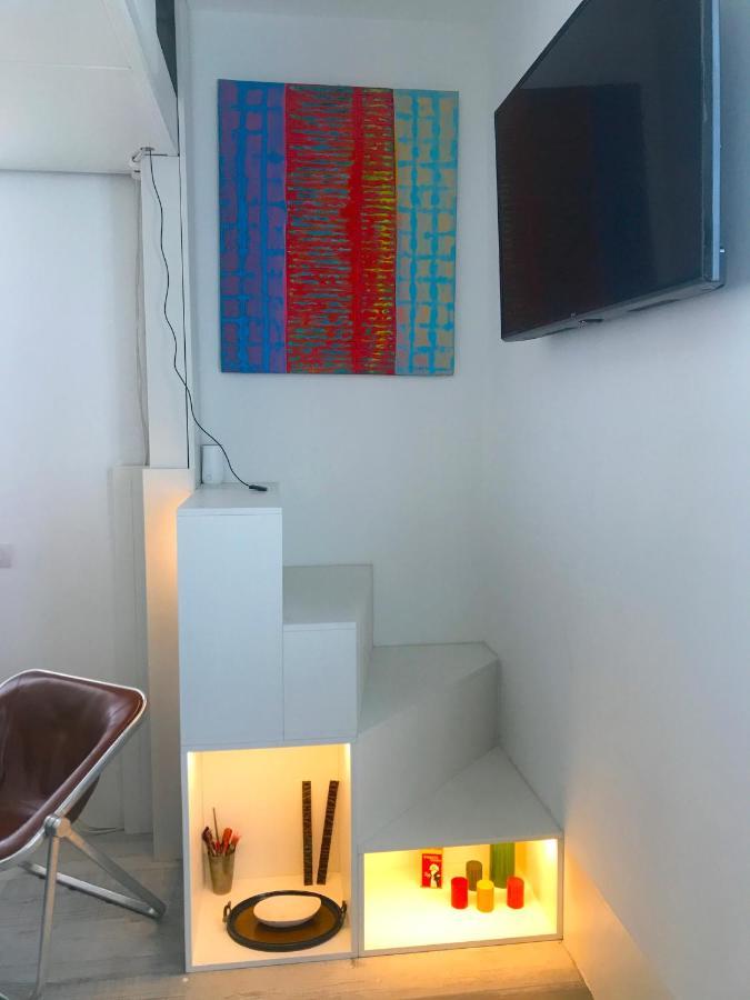 Studio 18