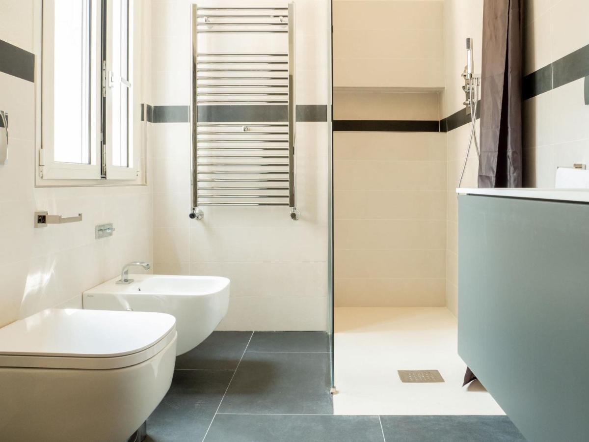 The Best Rent - Attic With Terrace In Downtown Apartment Mailand