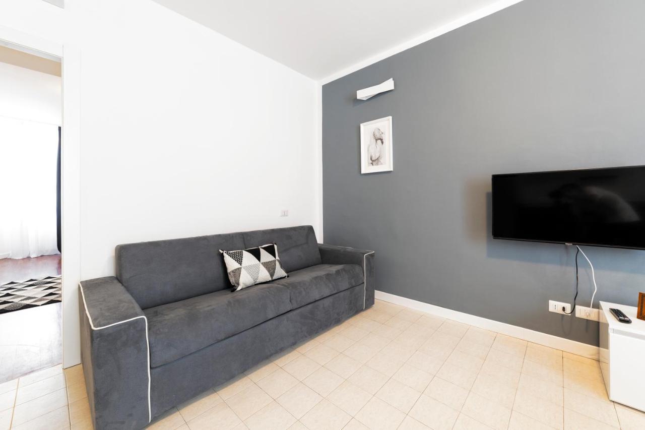 Roomy Close To Subway M5! * Mailand