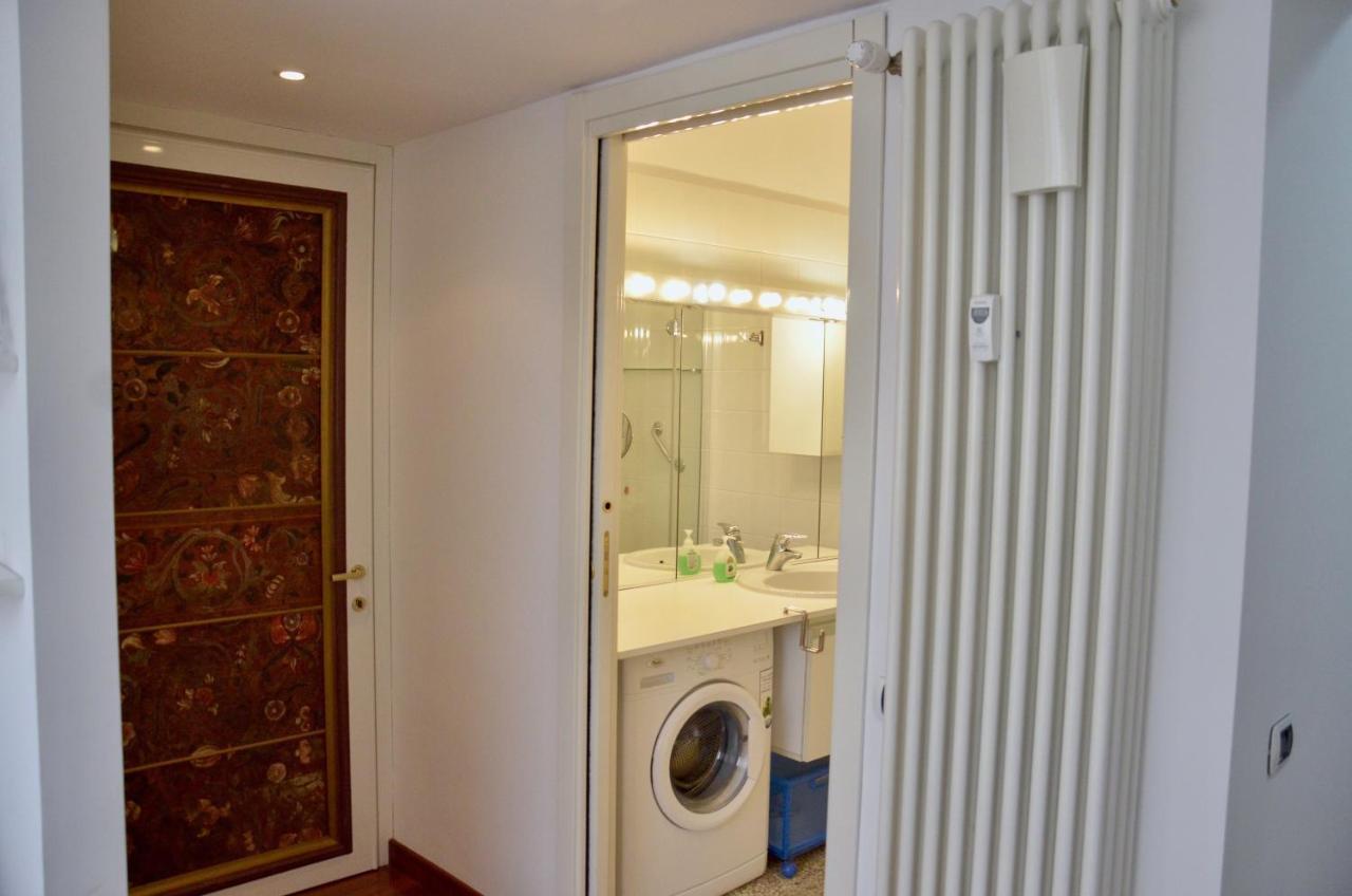 New Renovated With Balcony Porta Romana * Mailand
