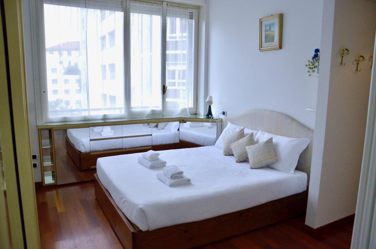 New Renovated With Balcony Porta Romana * Mailand