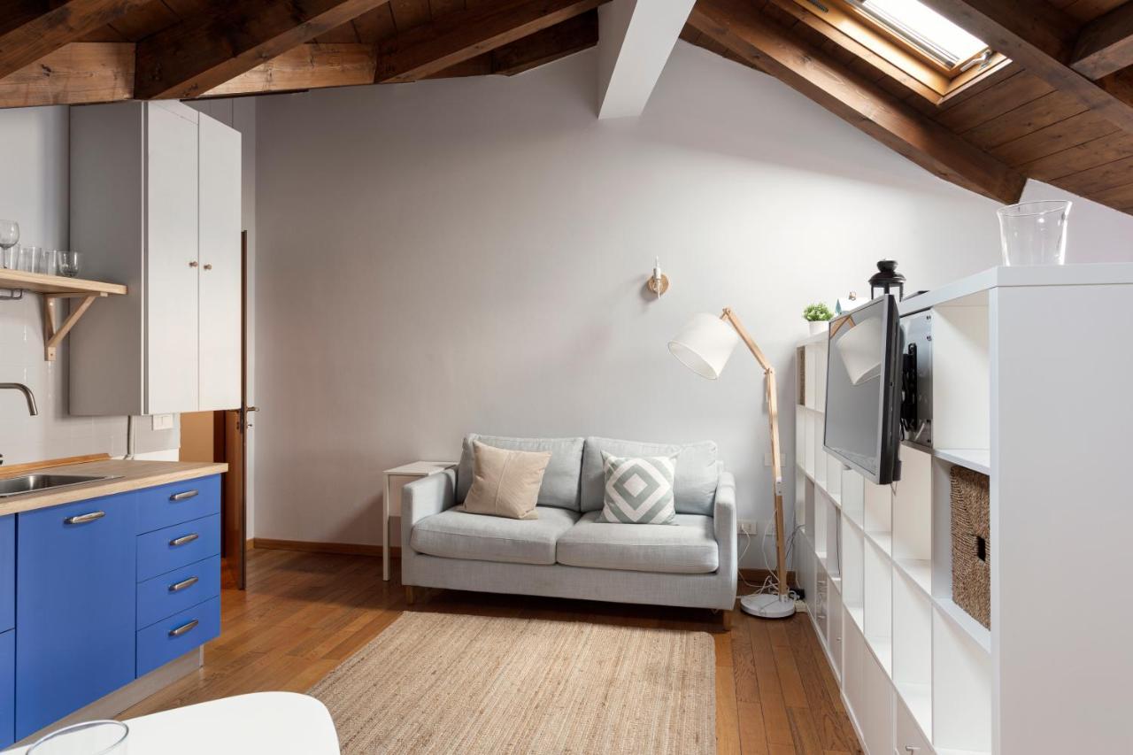 Chic Loft Living In Via Farini