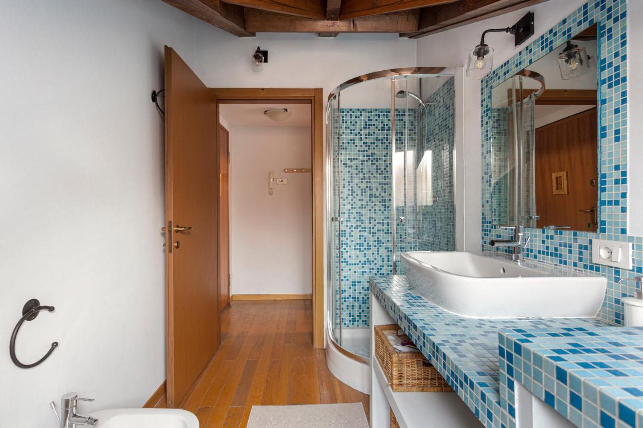 Apartment Chic Loft Living In Via Farini