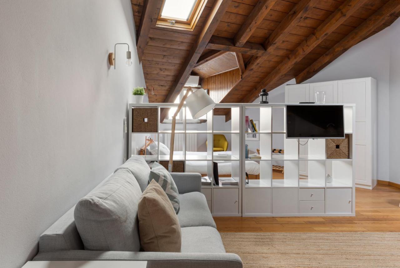 Apartment Chic Loft Living In Via Farini *