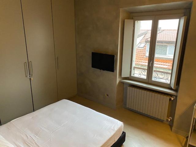 Spacious & Elegant Near Corso Como - Maroncelli Apartamento Milão