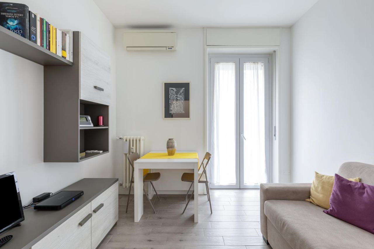 Piazza De Angeli M1 Comfortable Flat With Balcony * Milan