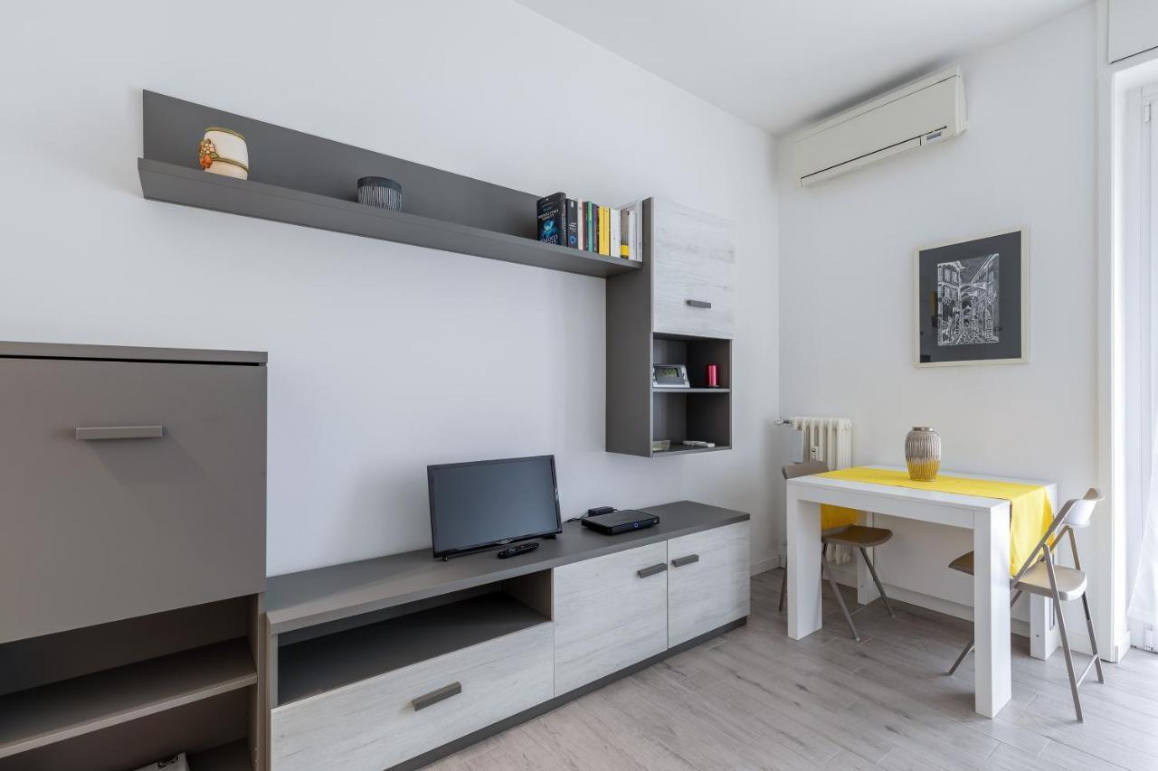 Apartment Piazza De Angeli M1 Comfortable Flat With Balcony *