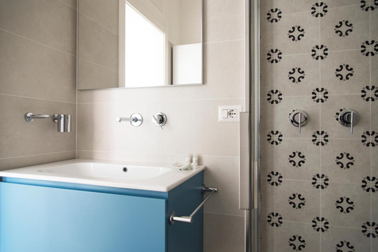 Youhosty - Meravigli R1 Small 16 Apartment