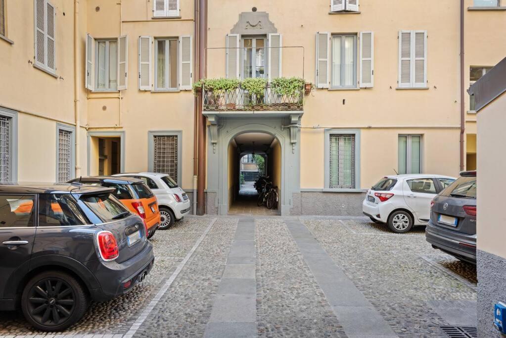 Apartment Feelings Of Peace And Comfort Near Duomo Mailand