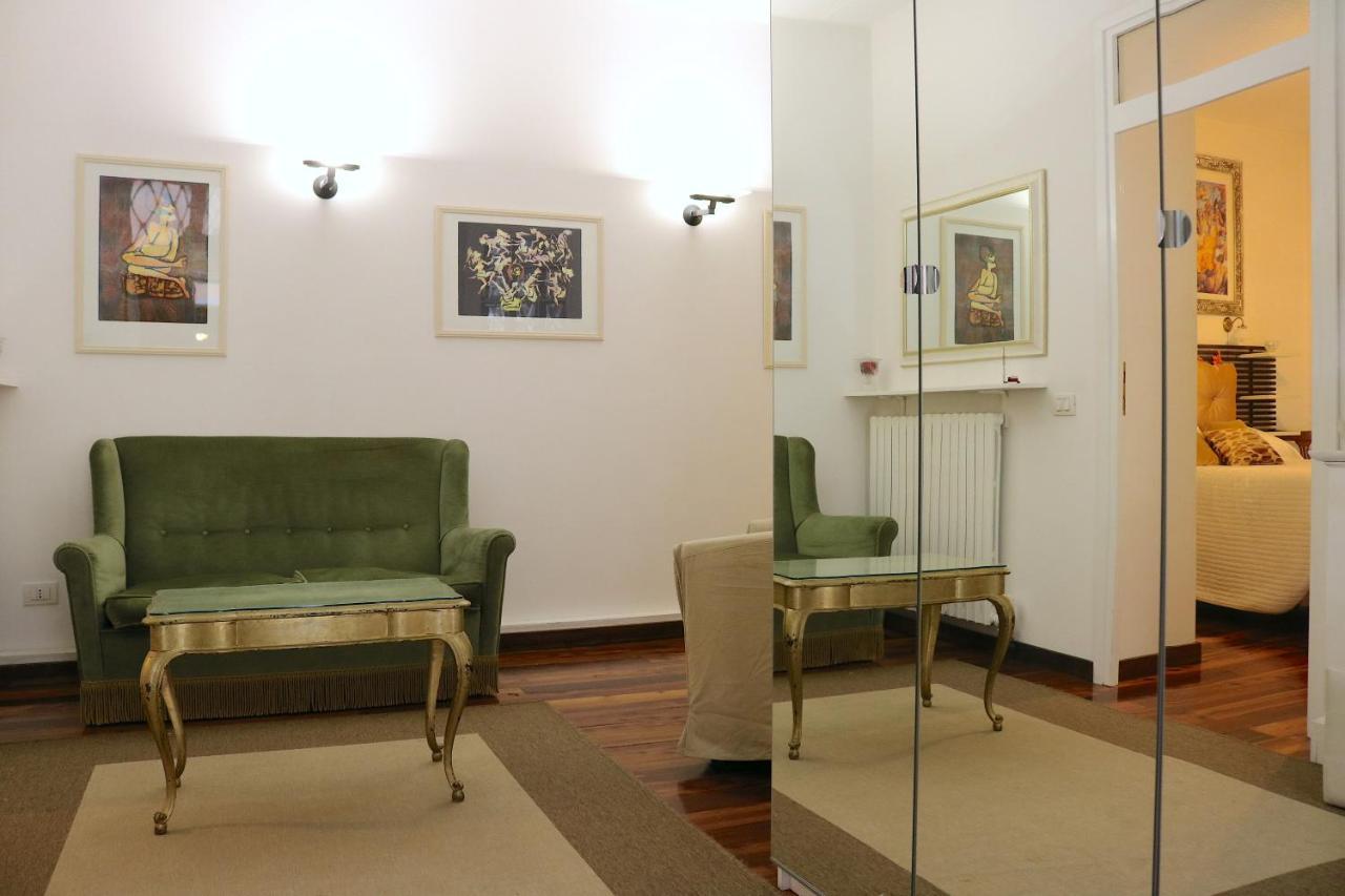 Historical Center Montenapoleone Loft Apartment