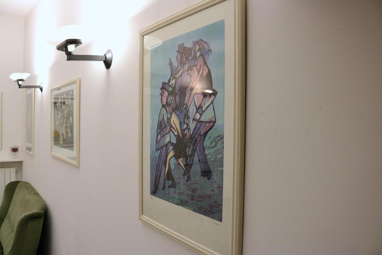 Apartment Historical Center Montenapoleone Loft Mailand