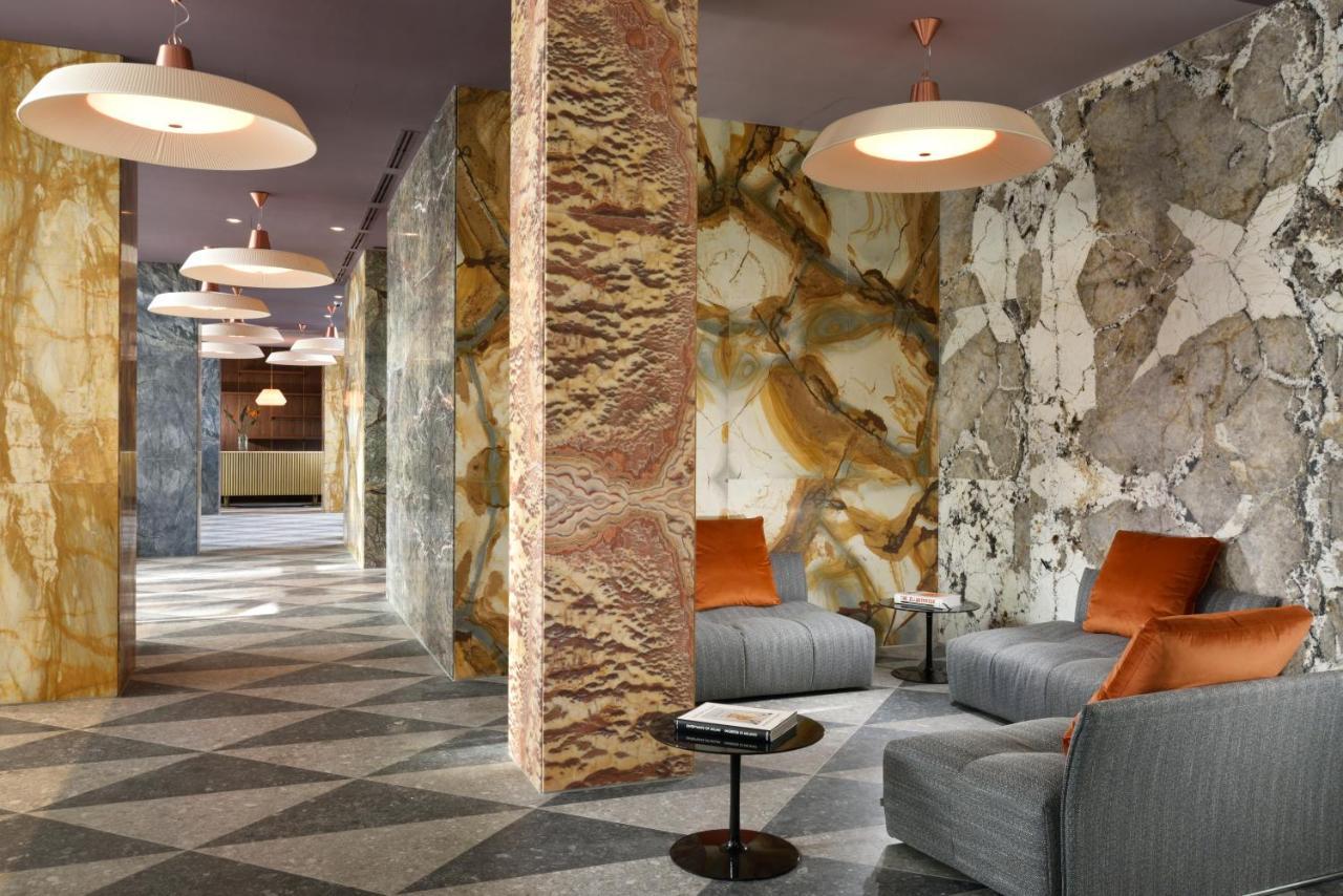 Verticale | Una Esperienze 4* Mailand