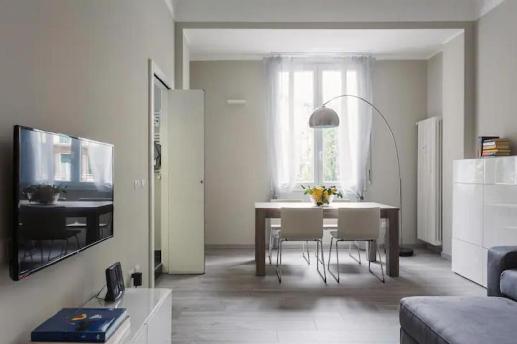 Apartment Citta Studi Bright And Stylish Flat With Balcony