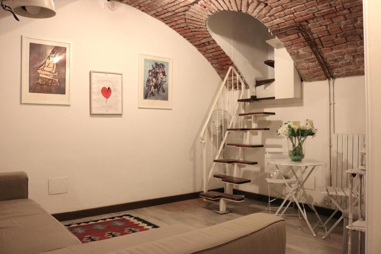 Apartment Historical Center Montenapoleone Loft Mailand