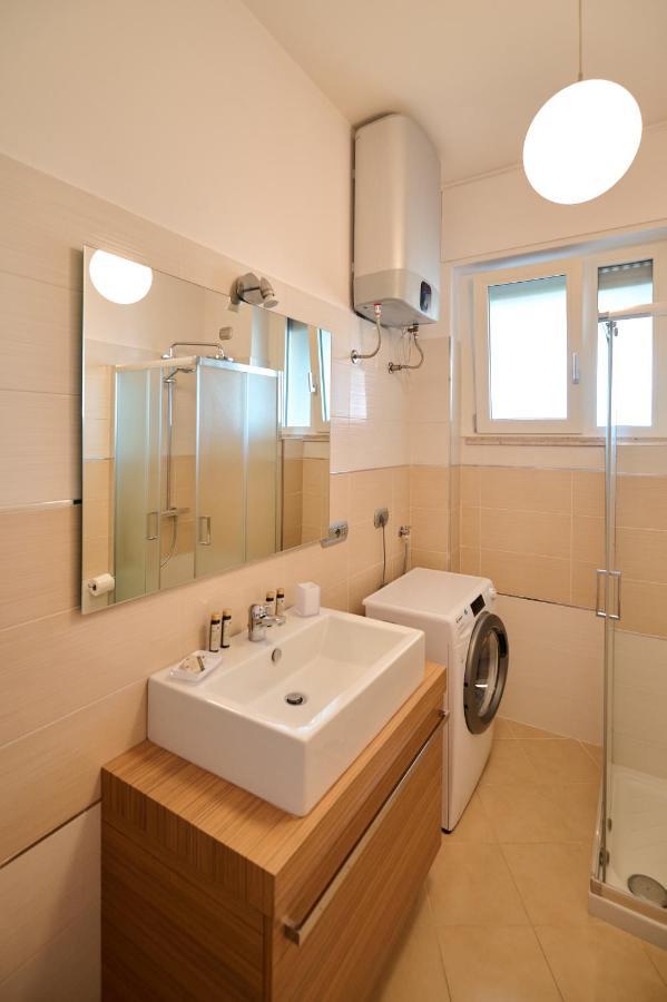 Skyline Apartment