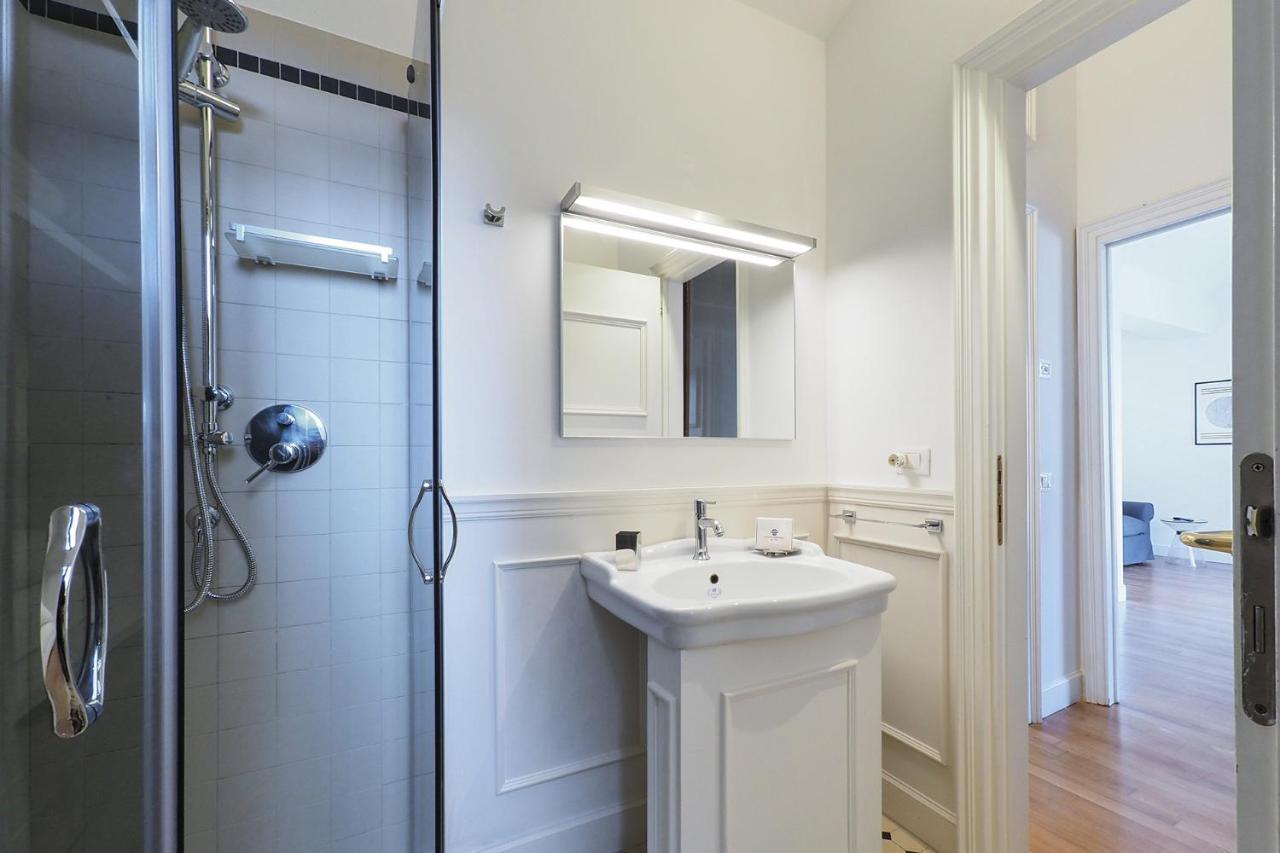Contempora - Lanzone 5 Apartment Mailand
