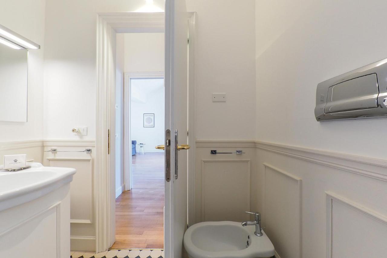 Contempora - Lanzone 5 * Mailand