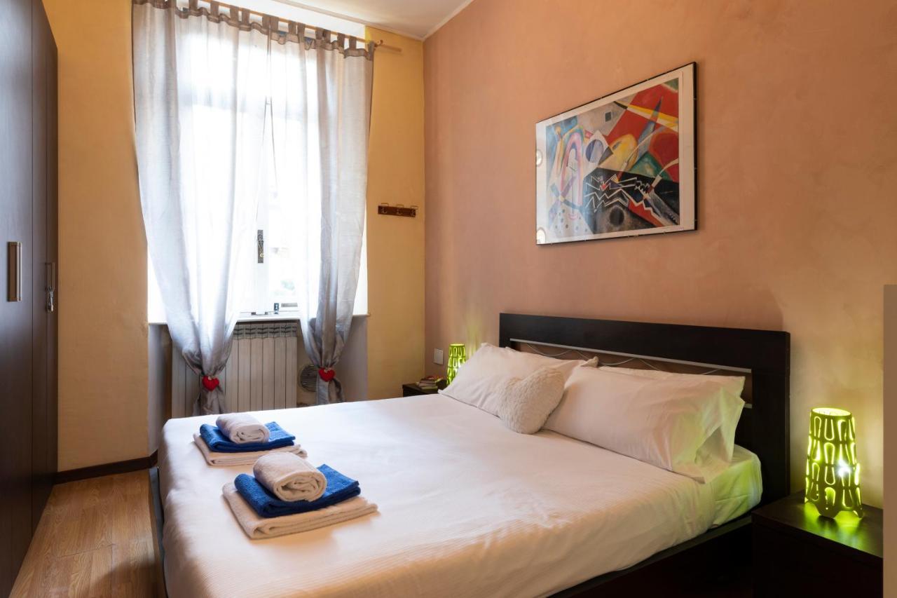 Colorful Porta Romana Apartment Milan