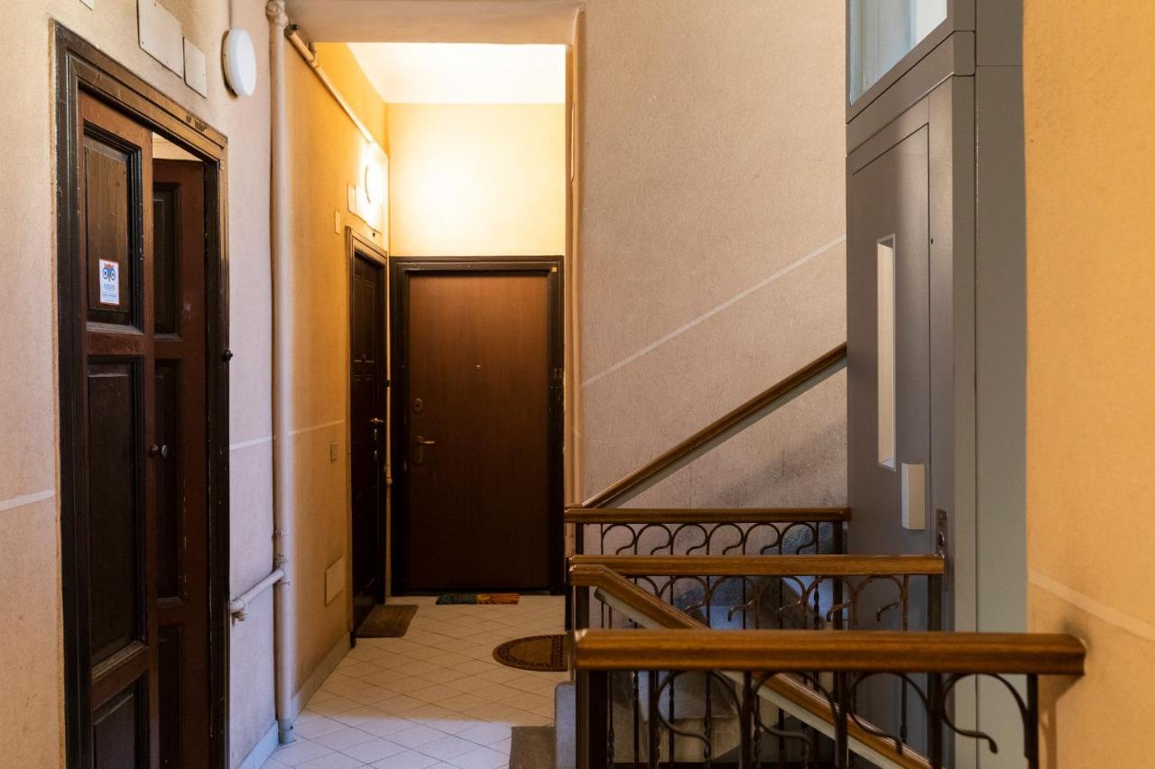 Colorful Porta Romana Apartment