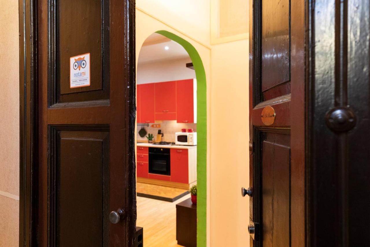 Colorful Porta Romana Apartment *