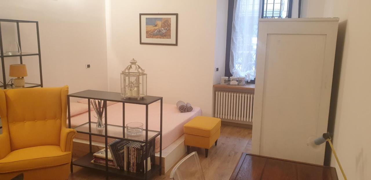 Isola Dal Verme Flat Apartamento
