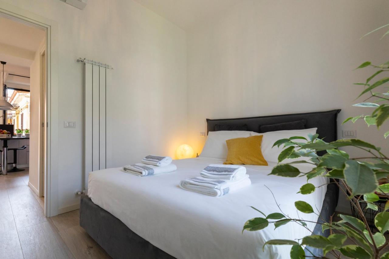Fashion District - Floor Apartment *