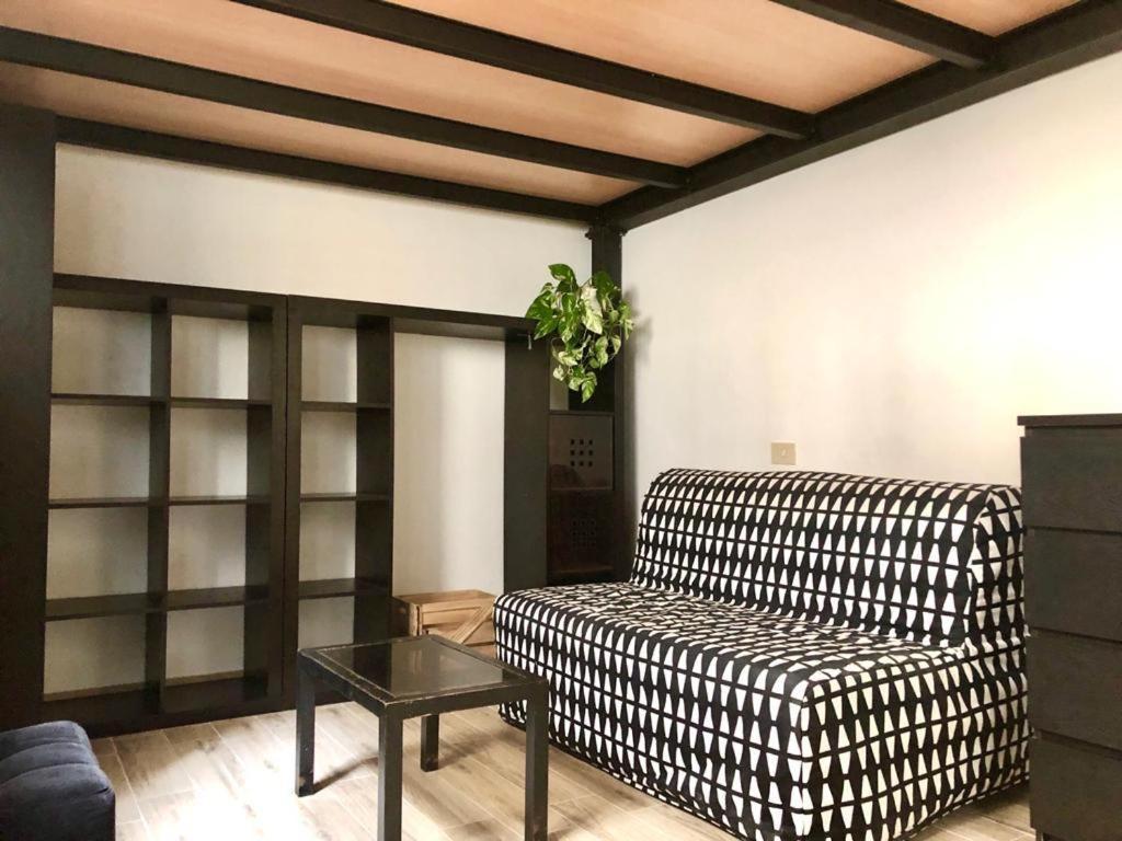 Kibilu - Via Caldara - Ospedale Policlinico - Porta Romana Apartment