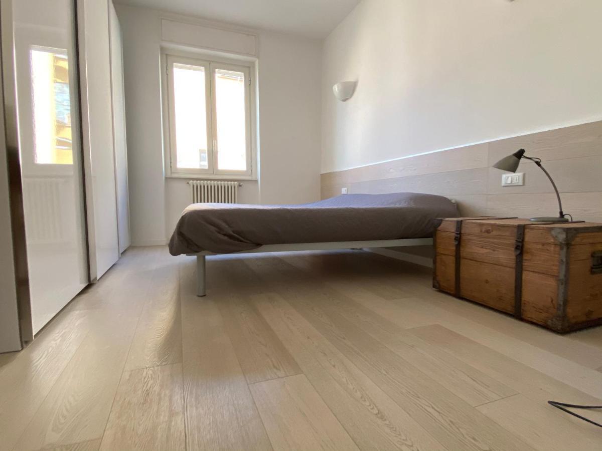 Bright & Spacious Near Navigli - Ponti Apartment