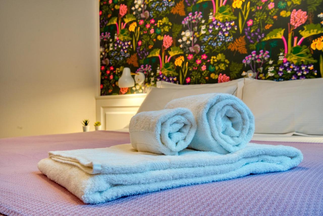 Dimora Claudia - Elegante Matrimoniale Con Bagno, Private Rooms, Self Check In, No Reception Milan
