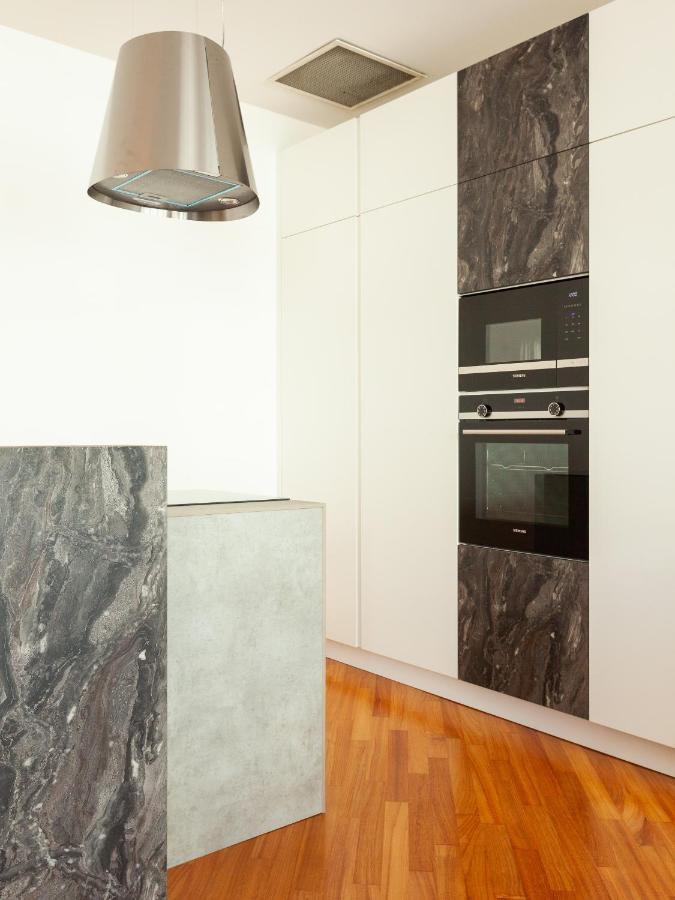 Easyhomes-madonnina View Apartment *