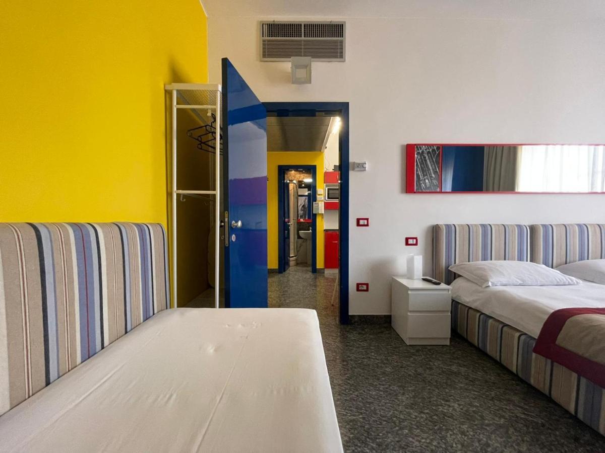 Apartment Camperio Central & Colorful In Cordusio