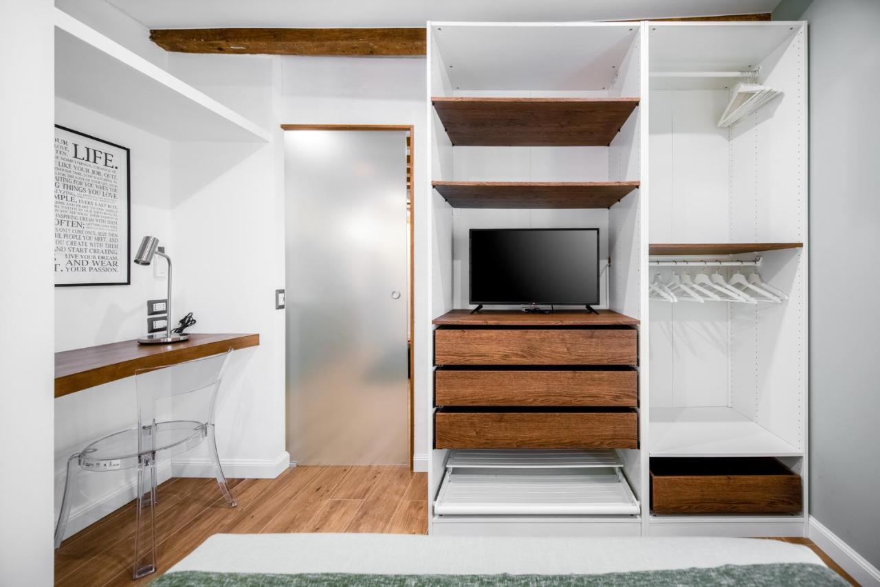 Elegant In Center Apartment Mailand